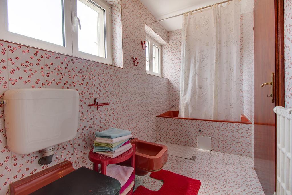 Apartment Mario Mali Losinj Room photo